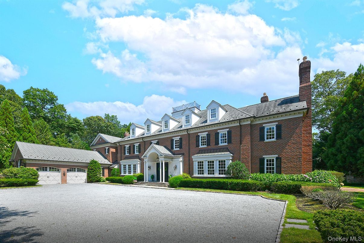 Detached Garage, Exterior, Facade, Brick Facade, Georgian