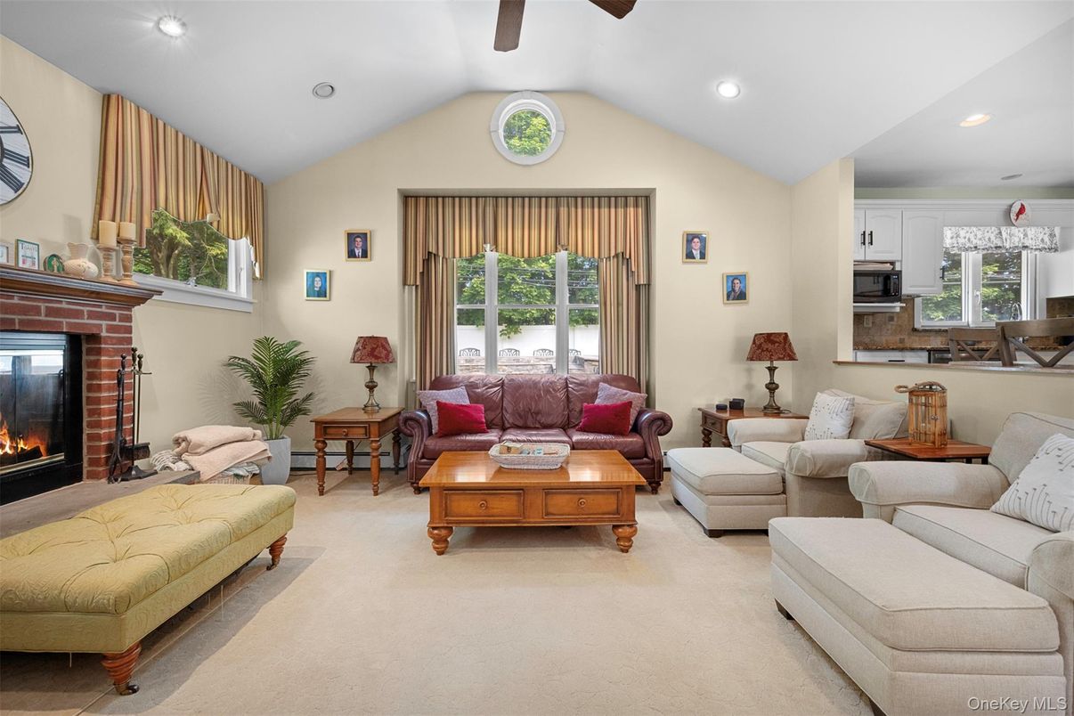 Fireplace, Interior, Living room, Recessed Lighting