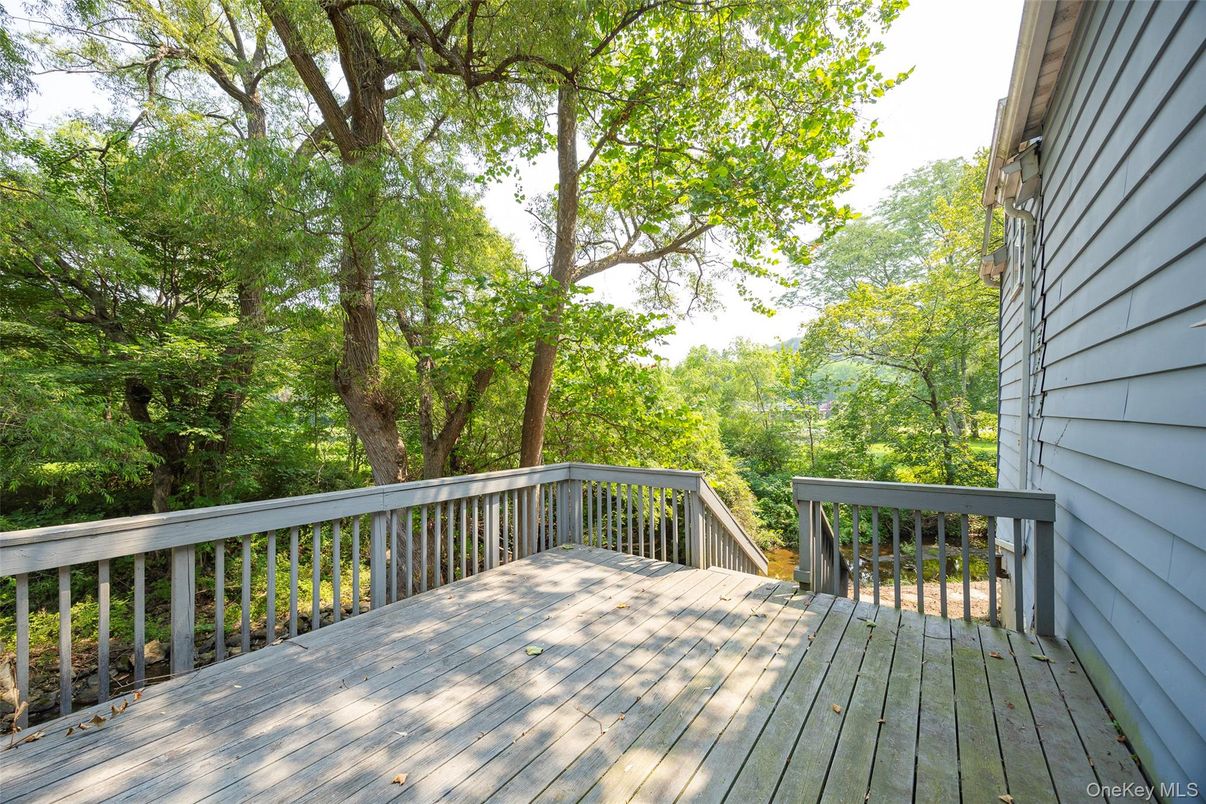 Exterior, Wood Texture Flooring