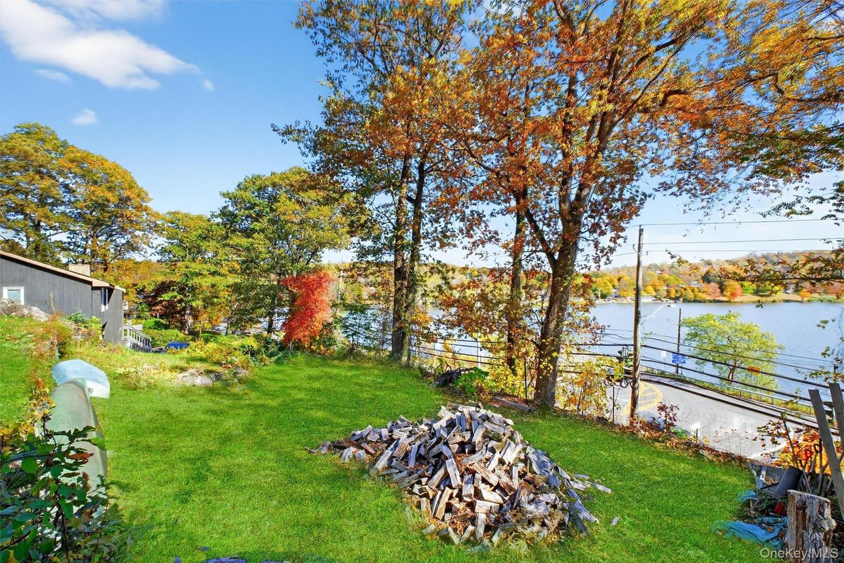 Backyard, Exterior, Water