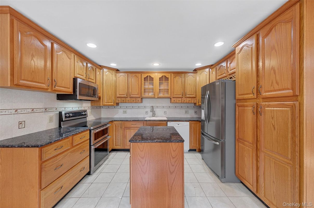 Interior, Kitchen, Recessed Lighting