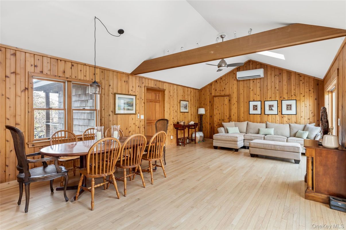 Dining room, Interior, Living room, Pendant Lights, Wooden Beams, Wood Texture Flooring, Wooden Walls