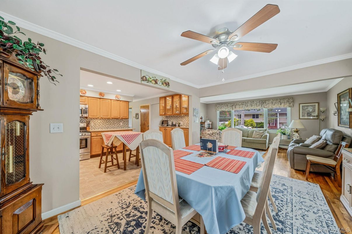 Dining room, Interior, Kitchen, Living room, Recessed Lighting, Wood Texture Flooring