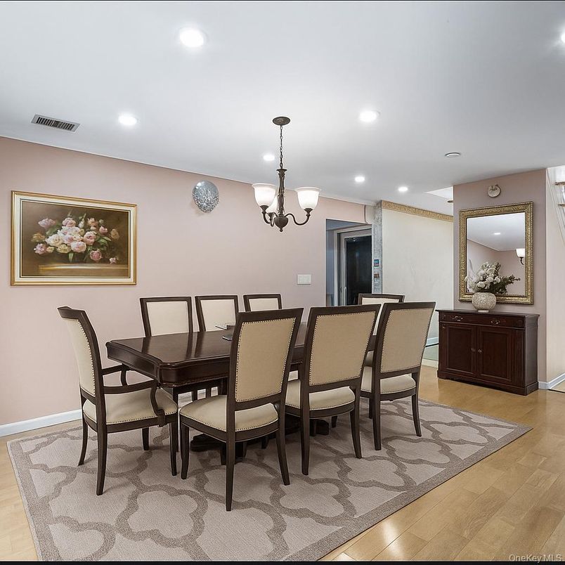 Chandelier, Dining room, Interior, Recessed Lighting, Wood Texture Flooring
