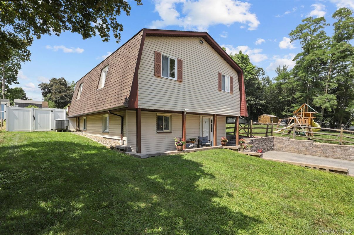 Backyard, Exterior, Playground