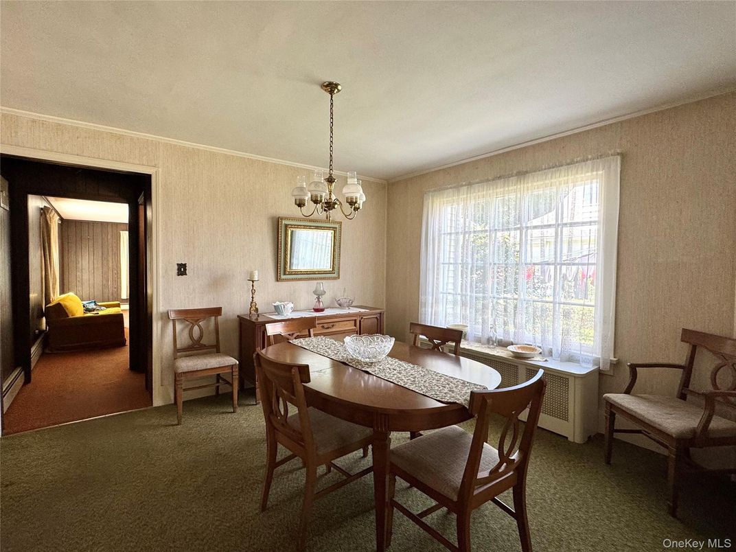 Chandelier, Dining room, Interior