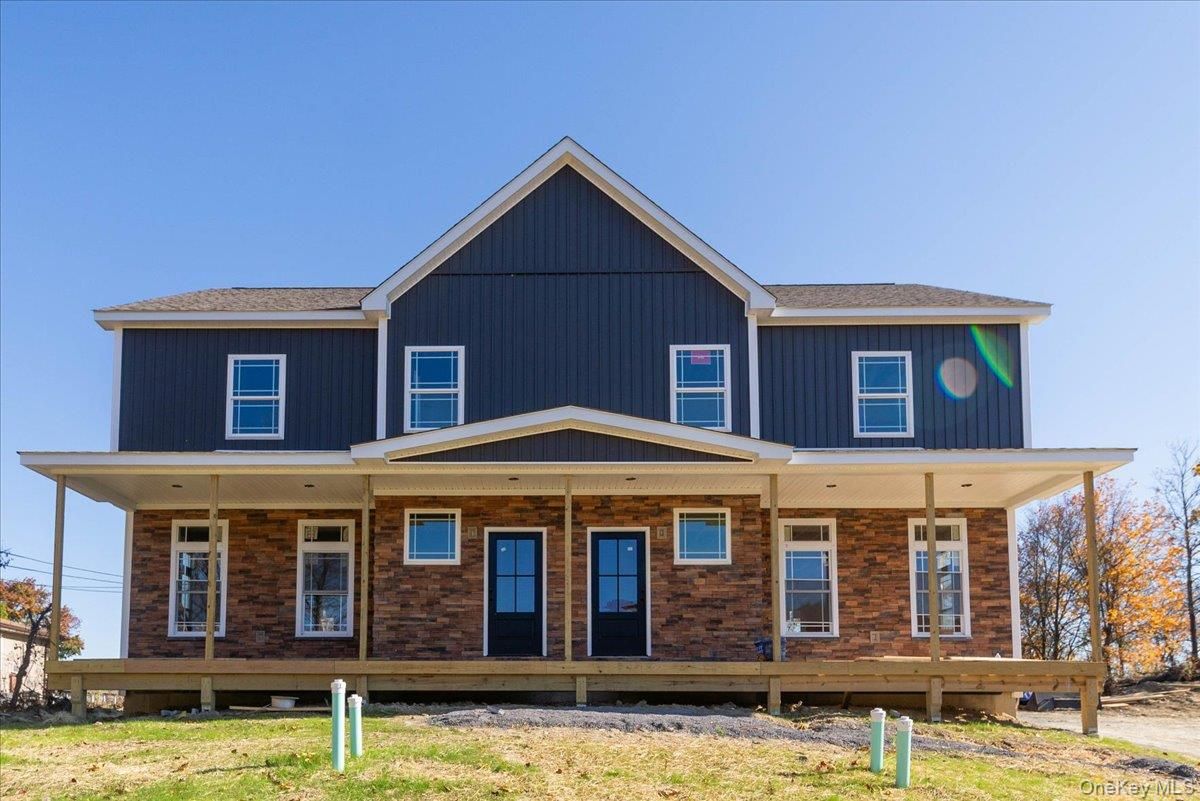 Exterior, Facade, Farmhouse