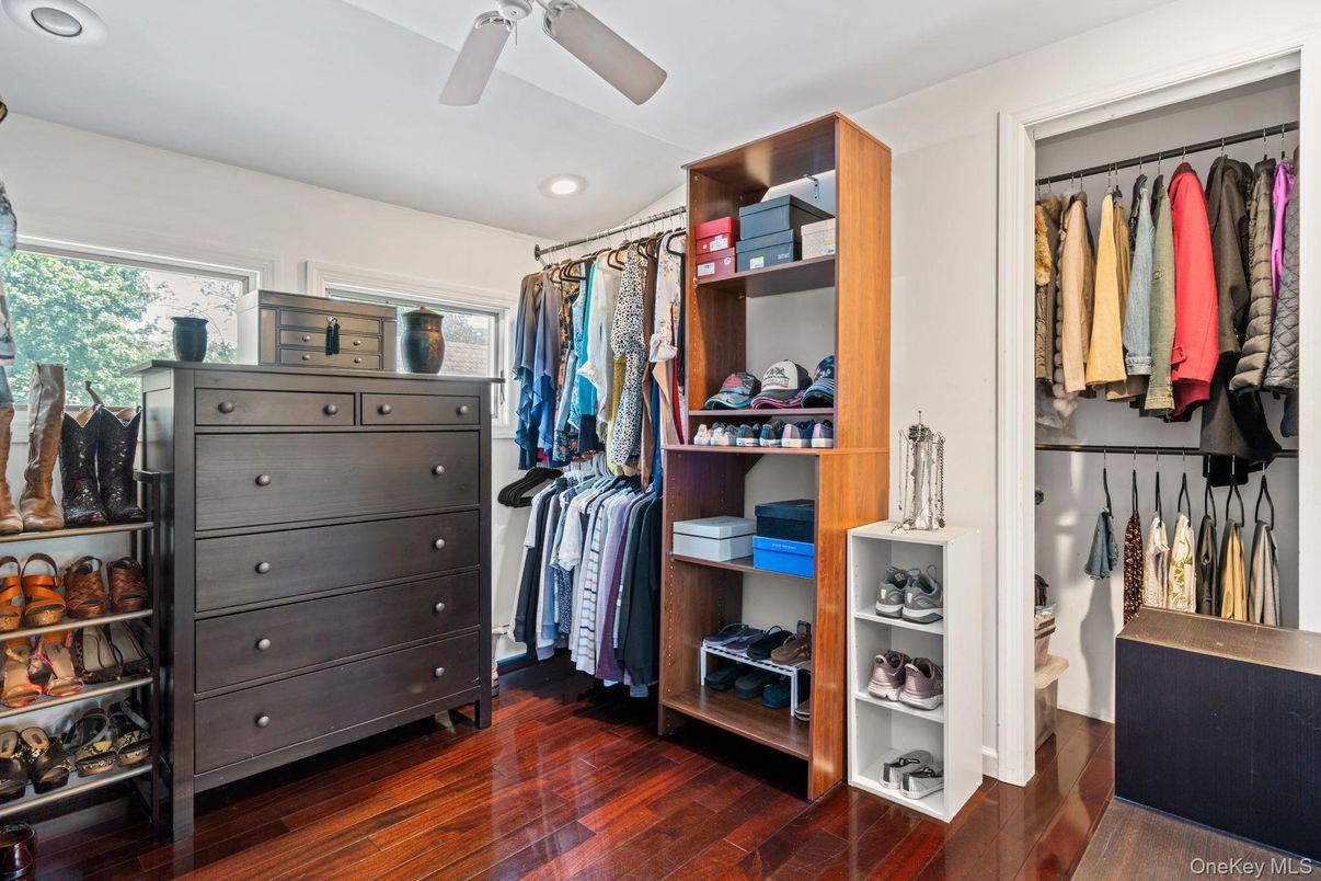Interior, Recessed Lighting, Walk-in Closets, Wood Texture Flooring