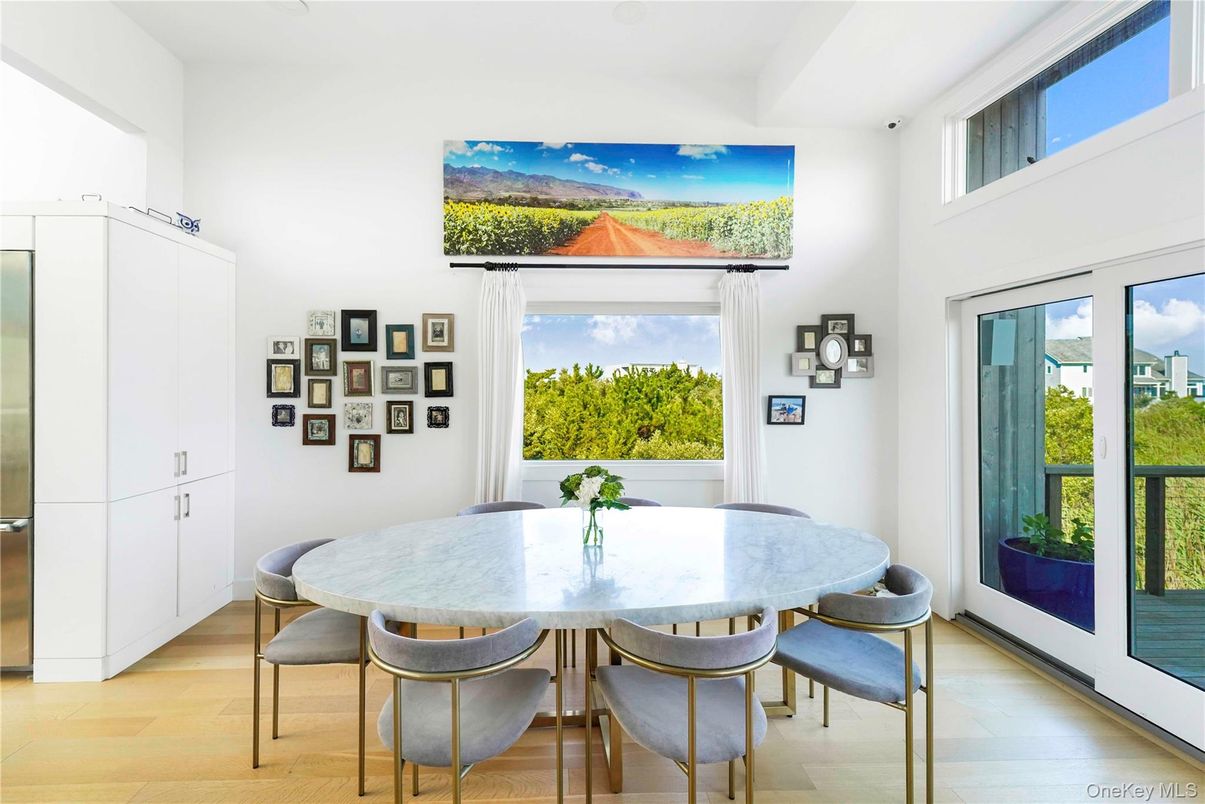 Dining room, Interior, Wood Texture Flooring