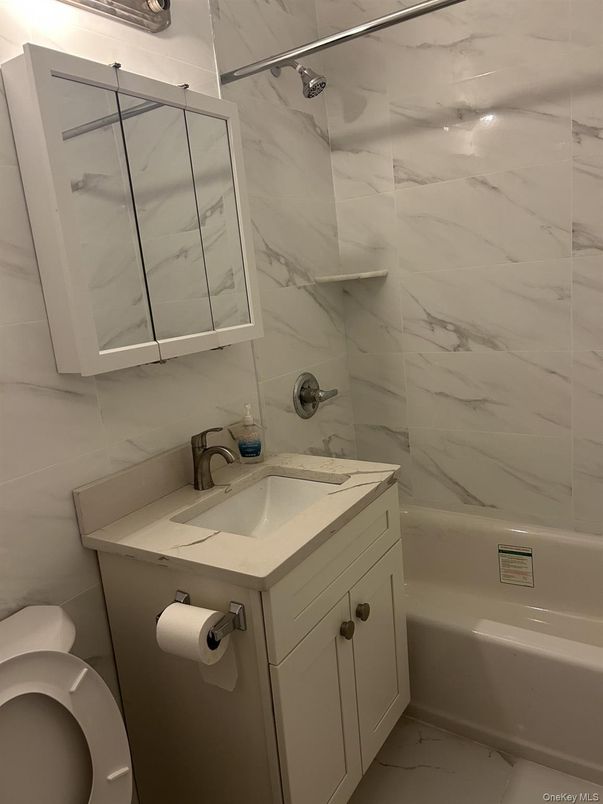 Bathroom, Interior, Marble Walls