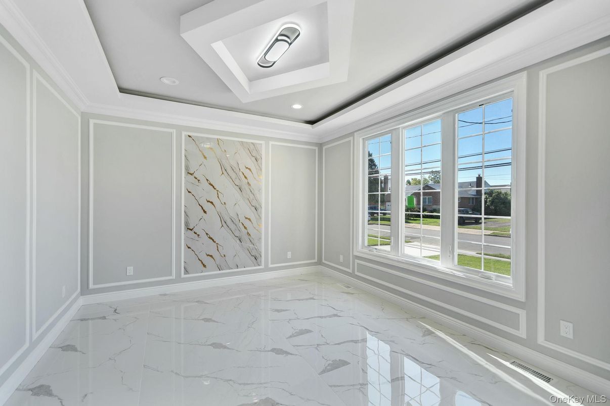 Empty room, Interior, Marble, Recessed Lighting