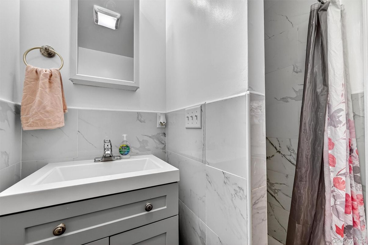 Bathroom, Interior, Marble Walls