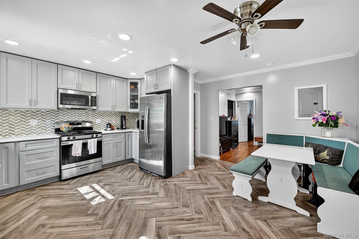 Interior, Kitchen, Recessed Lighting, Stainless Steel Appliances, Wood Texture Flooring