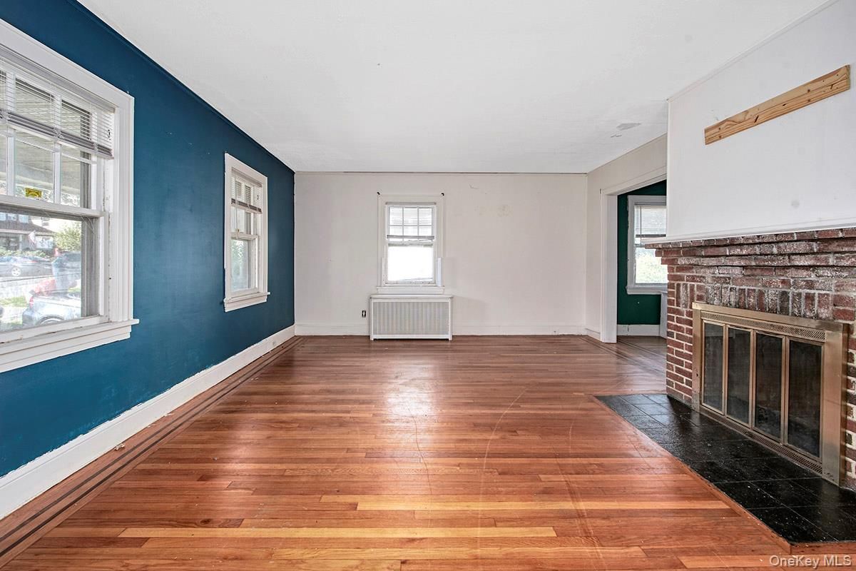 Empty room, Fireplace, Interior, Wood Texture Flooring