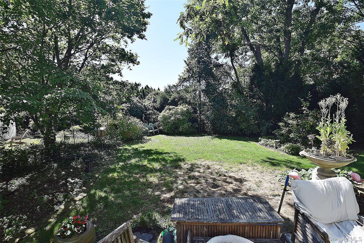 Backyard, Exterior, Hot Tub