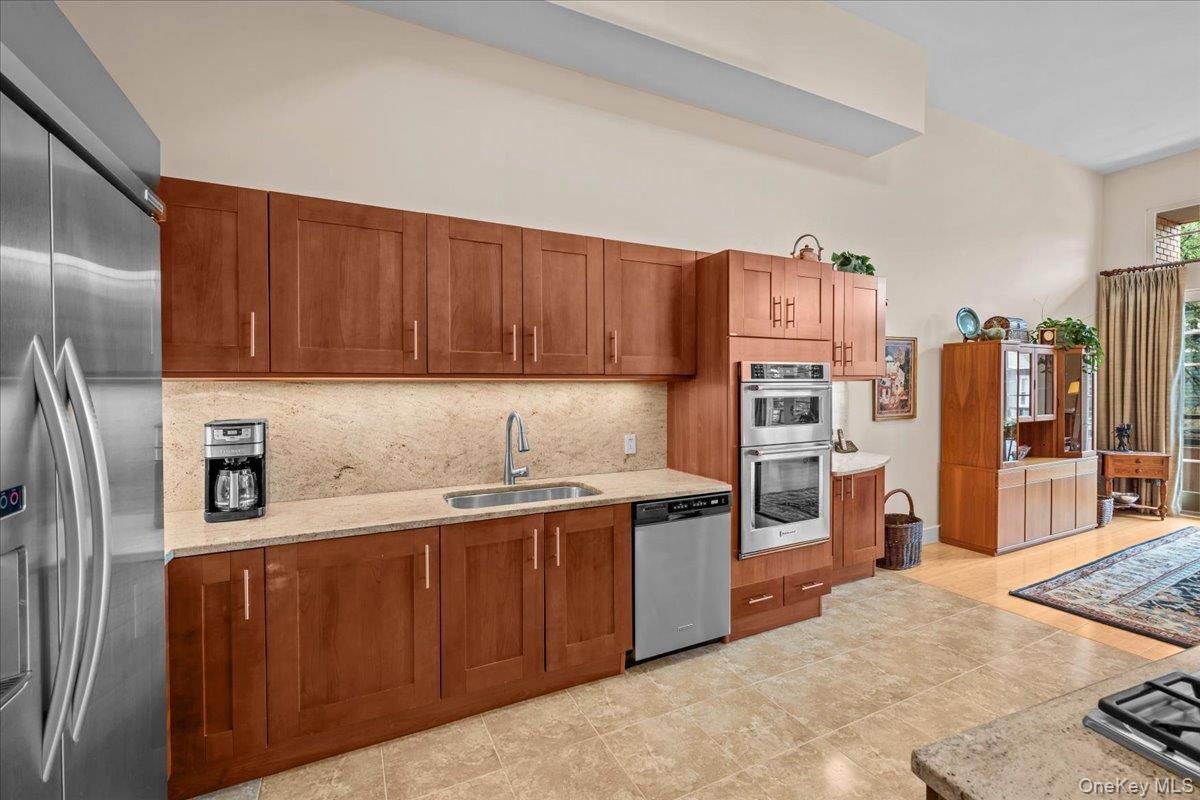 Interior, Kitchen, Stainless Steel Appliances