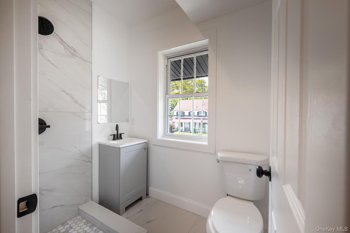 Bathroom, Interior, Marble, Marble Walls