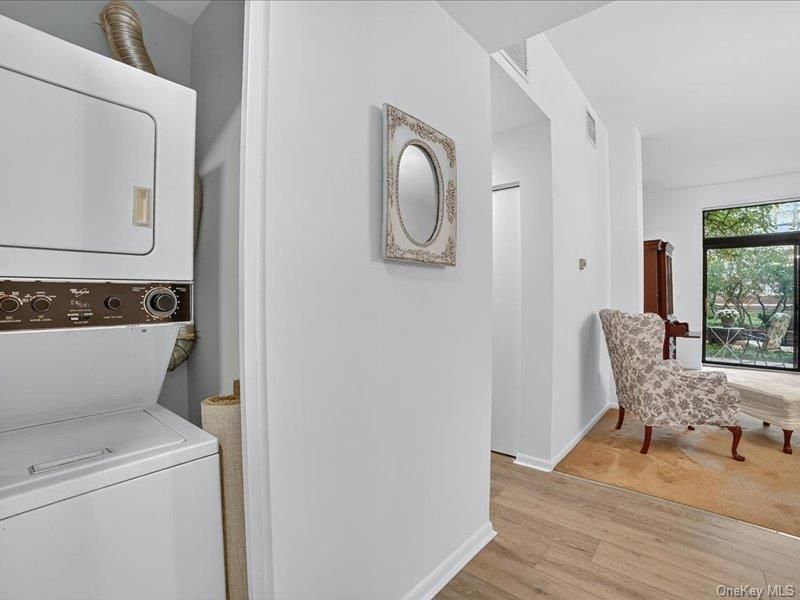 Interior, Utility Closets, Washer, Wood Texture Flooring