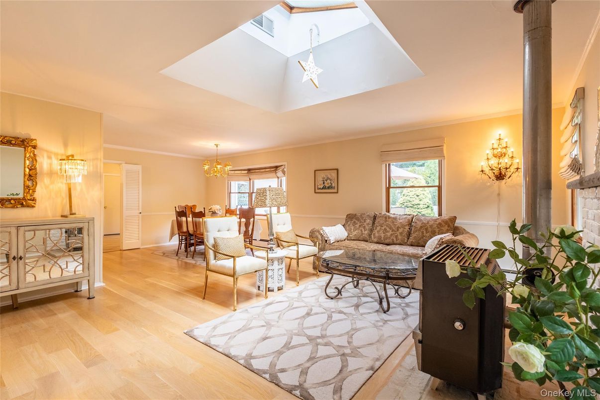 Chandelier, Dining room, Fireplace, Interior, Living room, Wood Texture Flooring
