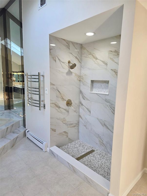 Bathroom, Interior, Marble Walls, Recessed Lighting