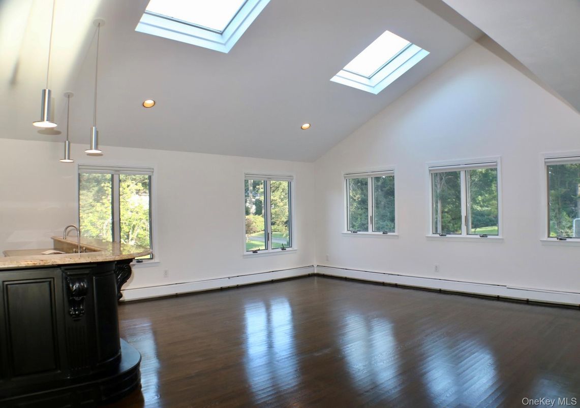 Empty room, Interior, Pendant Lights, Recessed Lighting, Wood Texture Flooring