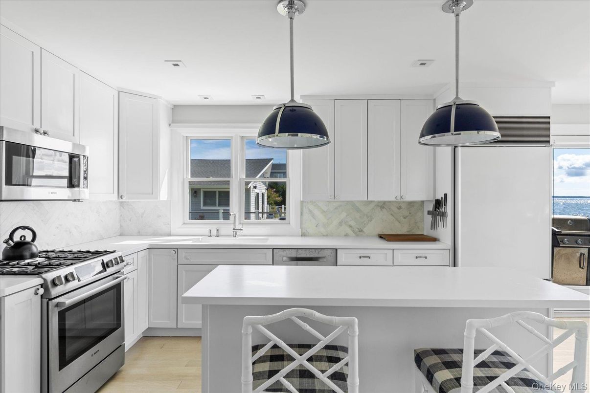Interior, Kitchen, Pendant Lights, Recessed Lighting, Stainless Steel Appliances, Water, Wood Texture Flooring