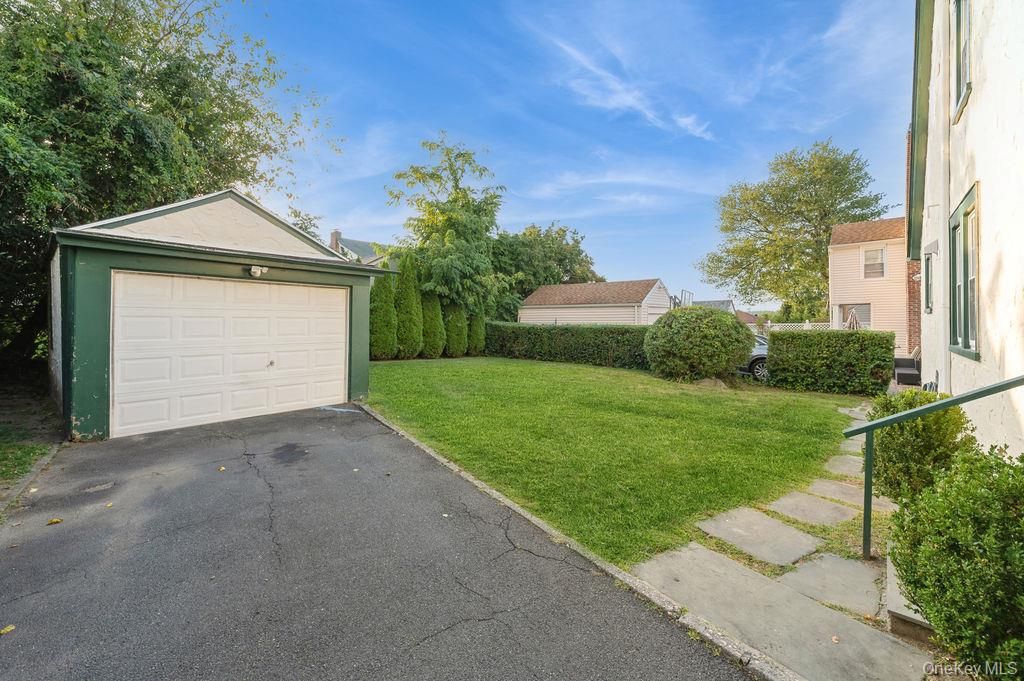 Backyard, Detached Garage, Exterior