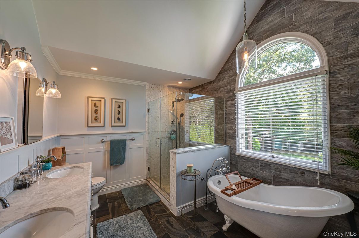 Bathroom, Dual Sink Vanities, Free Standing Baths, Glass Shower, Interior, Recessed Lighting