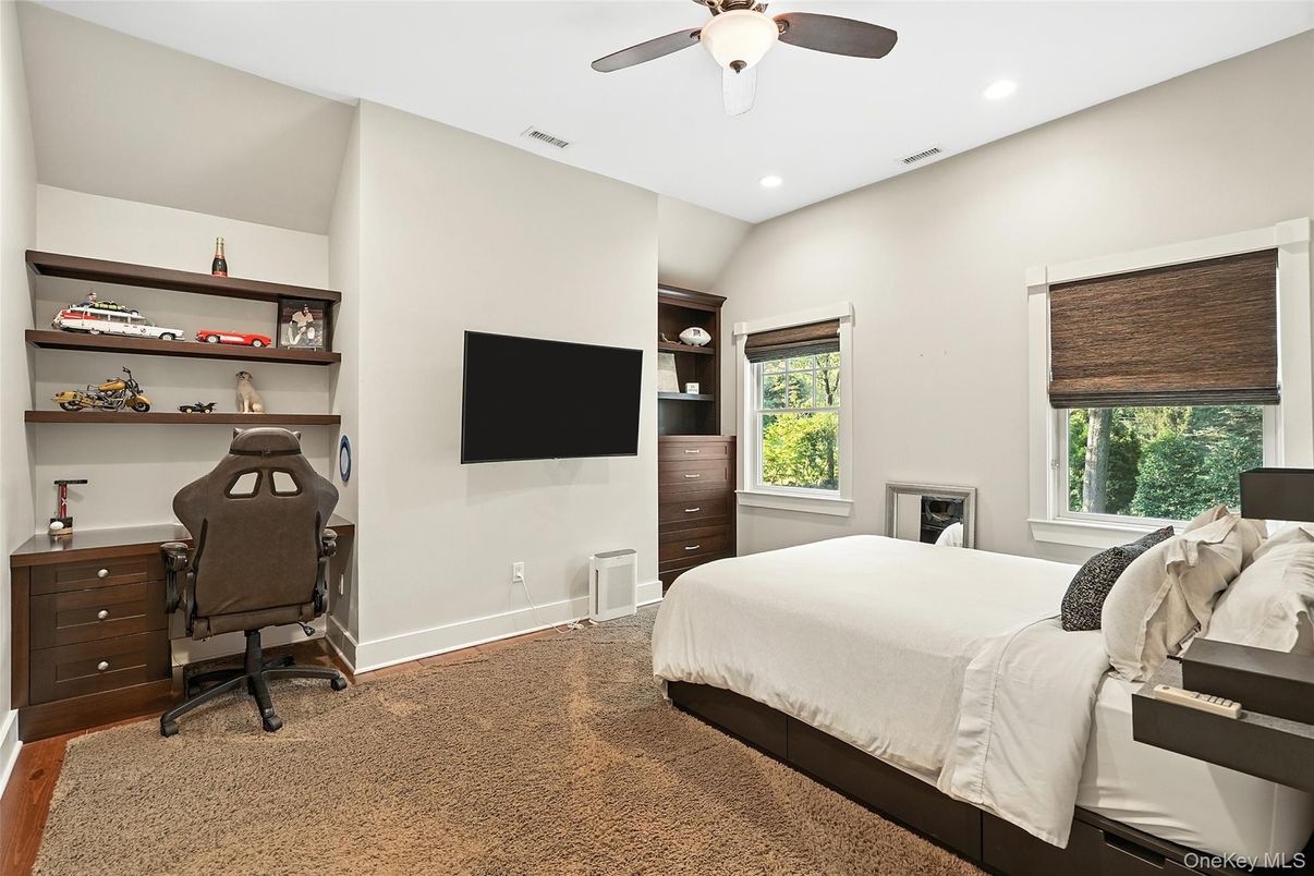 Bedroom, Home Office, Interior, Recessed Lighting