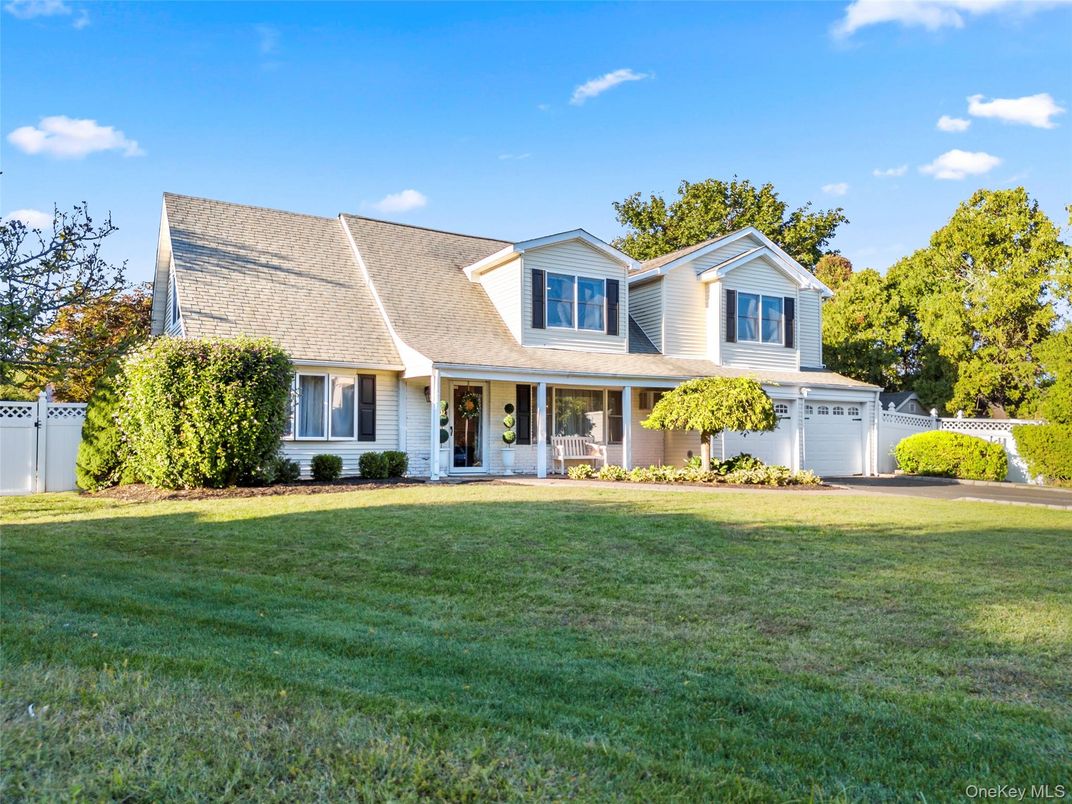 Attached, Backyard, Exterior, Facade, Cape Cod