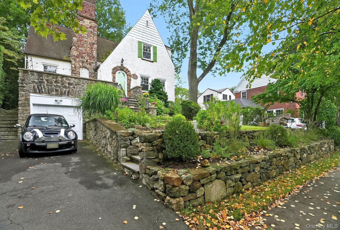 Attached, Exterior, Facade, Brick Facade, Tudor Revival
