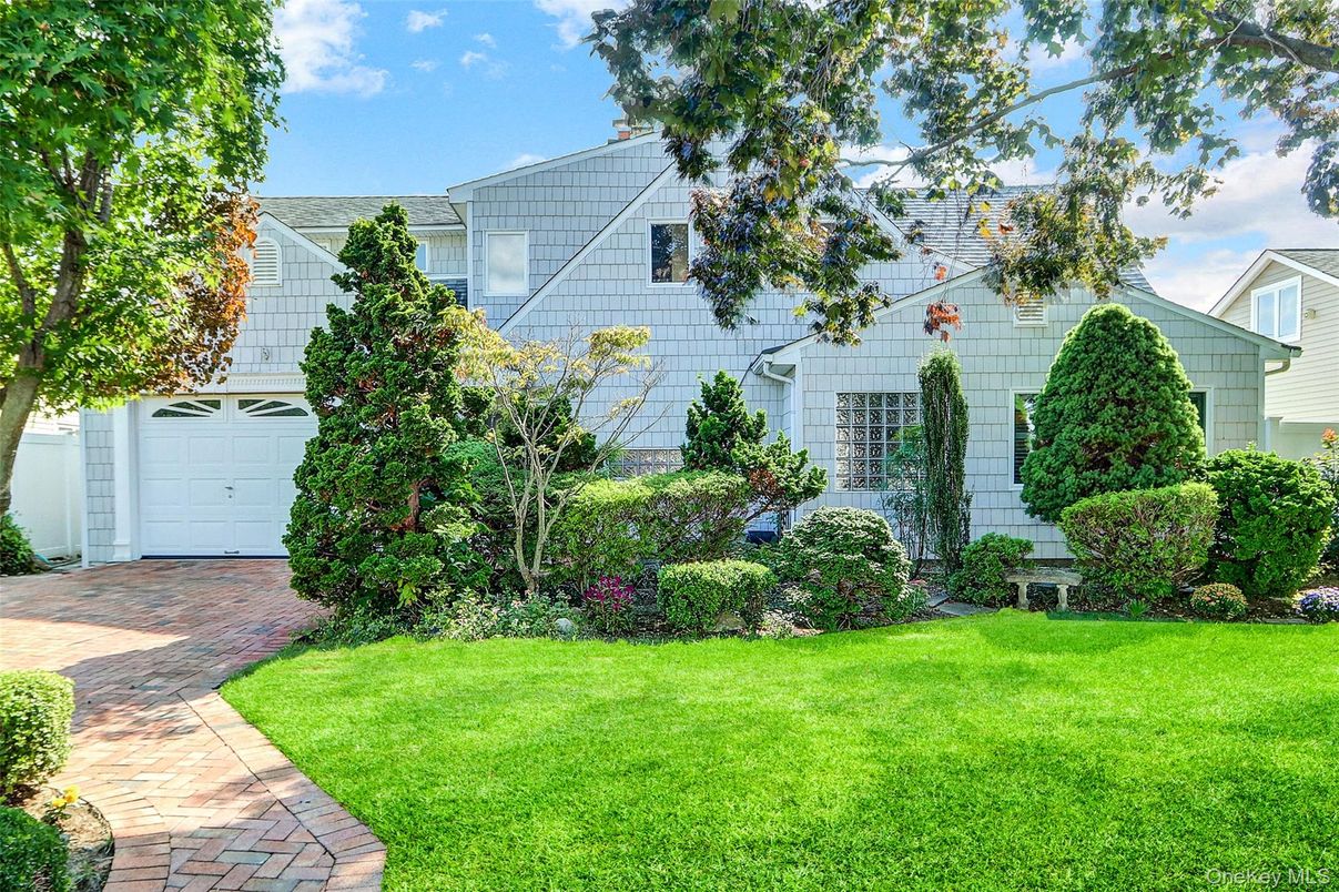 Attached, Backyard, Exterior, Facade, Cape Cod