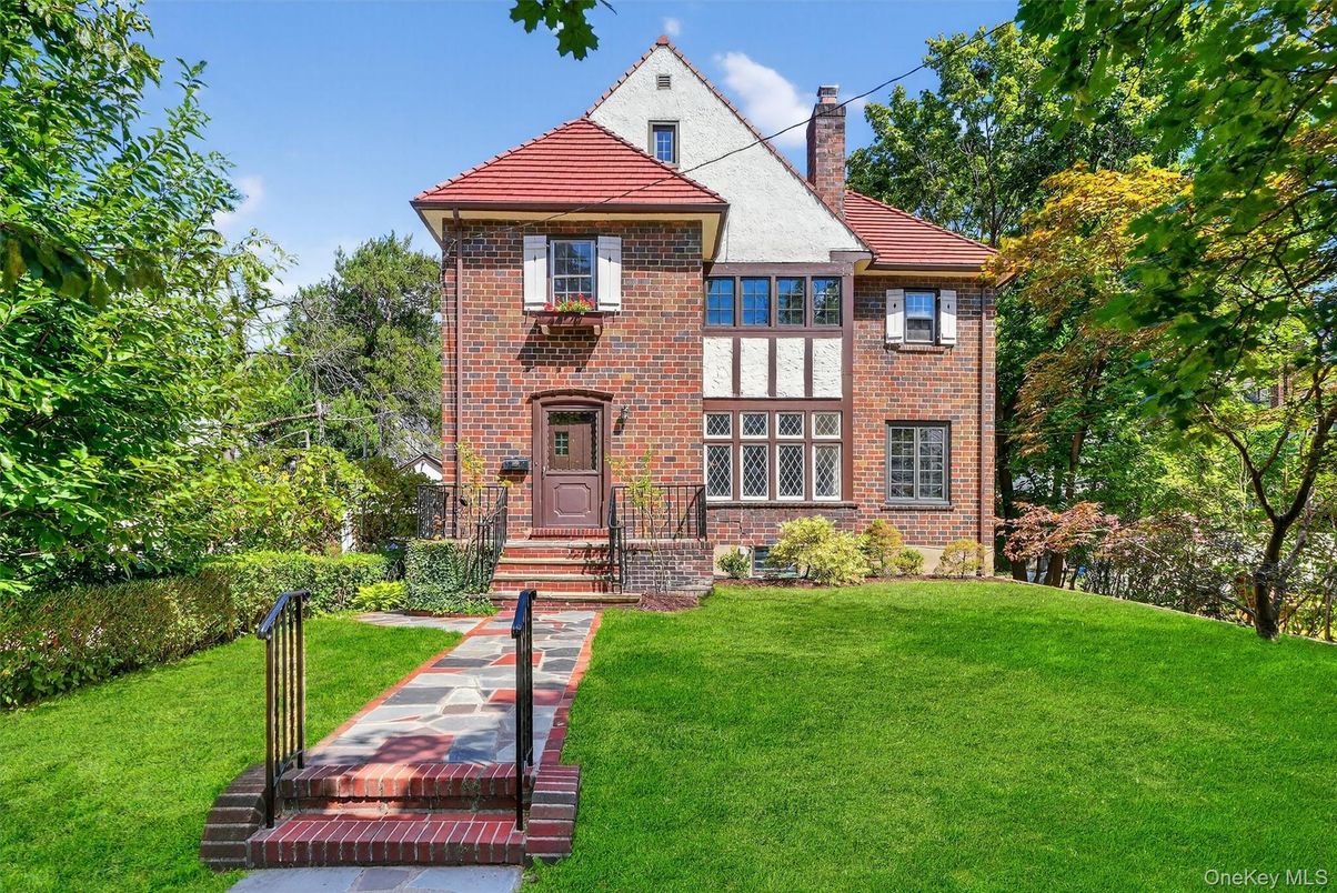 Backyard, Exterior, Facade, Brick Facade, Tudor Revival