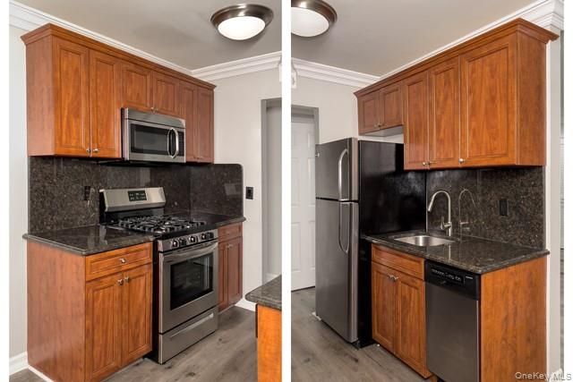 Interior, Kitchen, Stainless Steel Appliances, Wood Texture Flooring