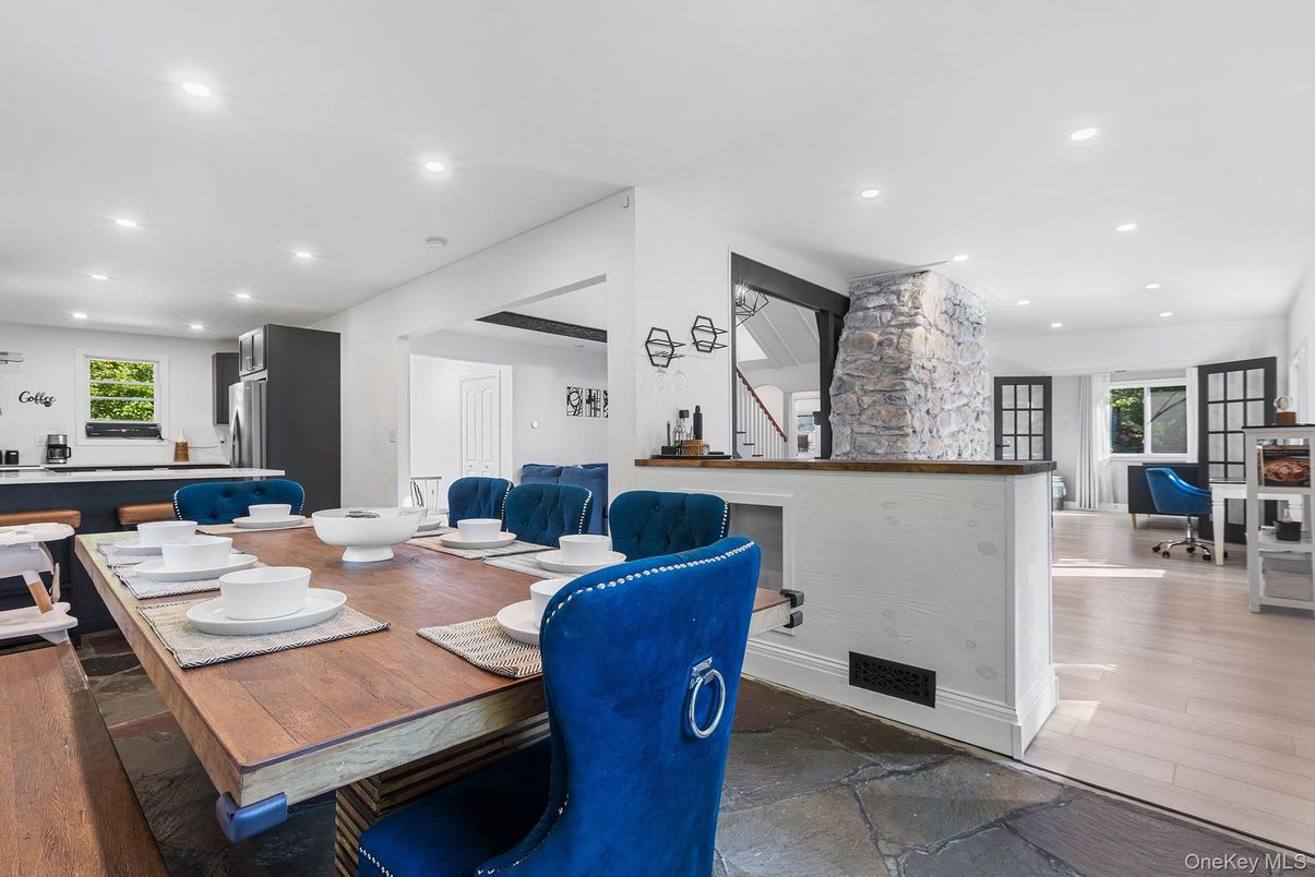 Dining room, Interior, Recessed Lighting, Stone Walls, Wood Texture Flooring