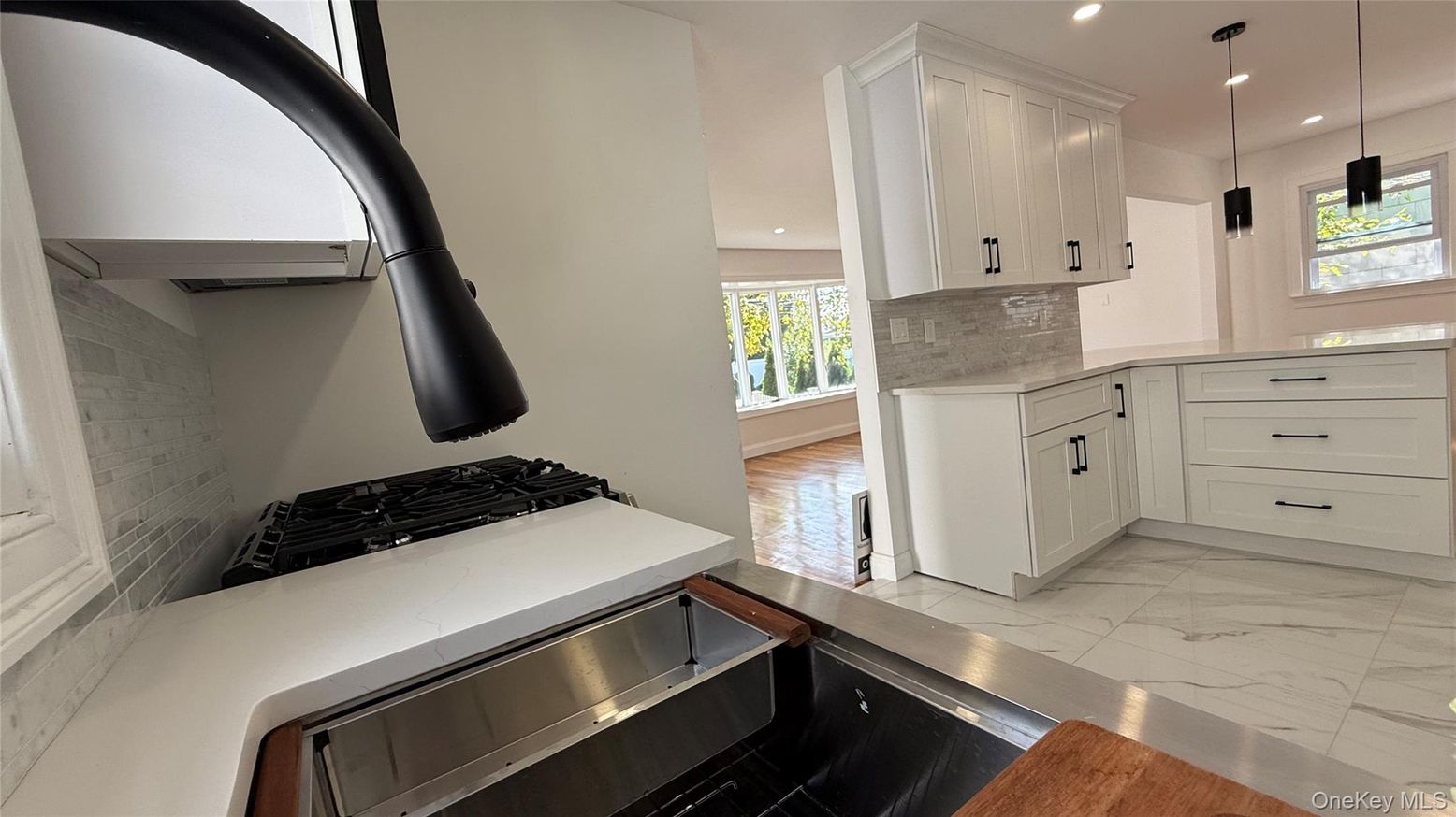Interior, Kitchen, Marble, Pendant Lights, Recessed Lighting