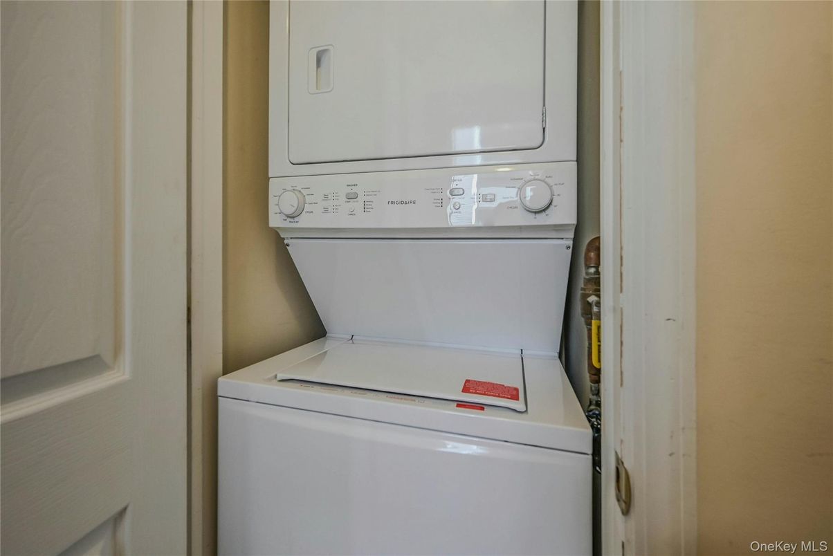 Interior, Utility Closets, Washer