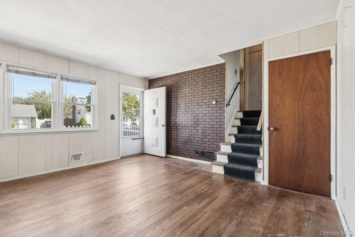 Empty room, Interior, Stone Walls, Wood Texture Flooring
