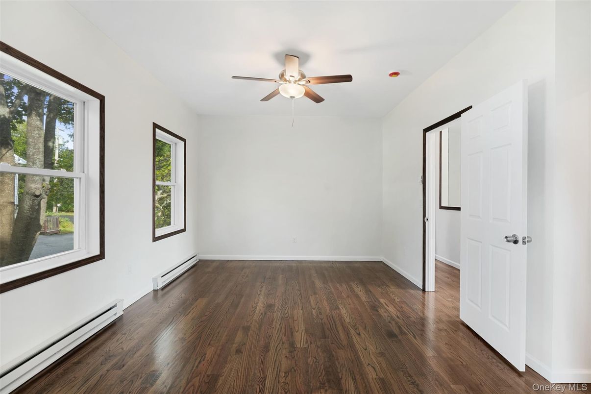 Empty room, Interior, Wood Texture Flooring