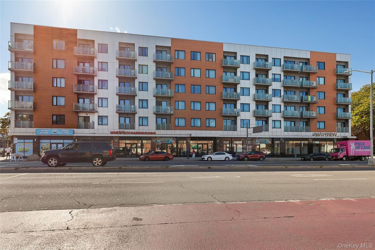 Exterior, Facade, Condo Building