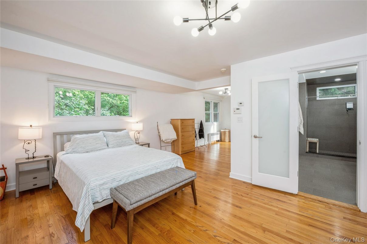Bedroom, Interior, Pendant Lights, Wood Texture Flooring
