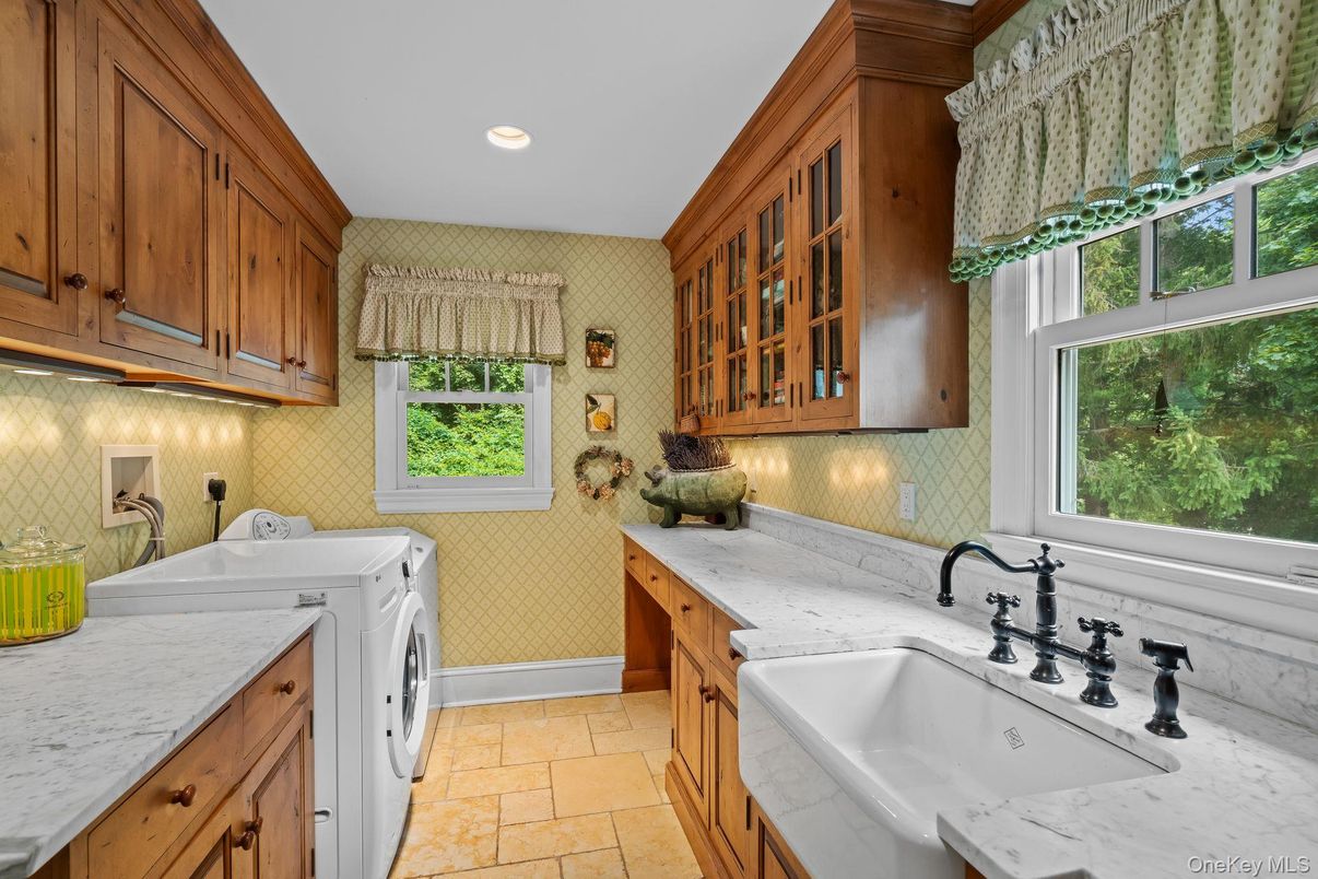 Interior, Recessed Lighting, Washer