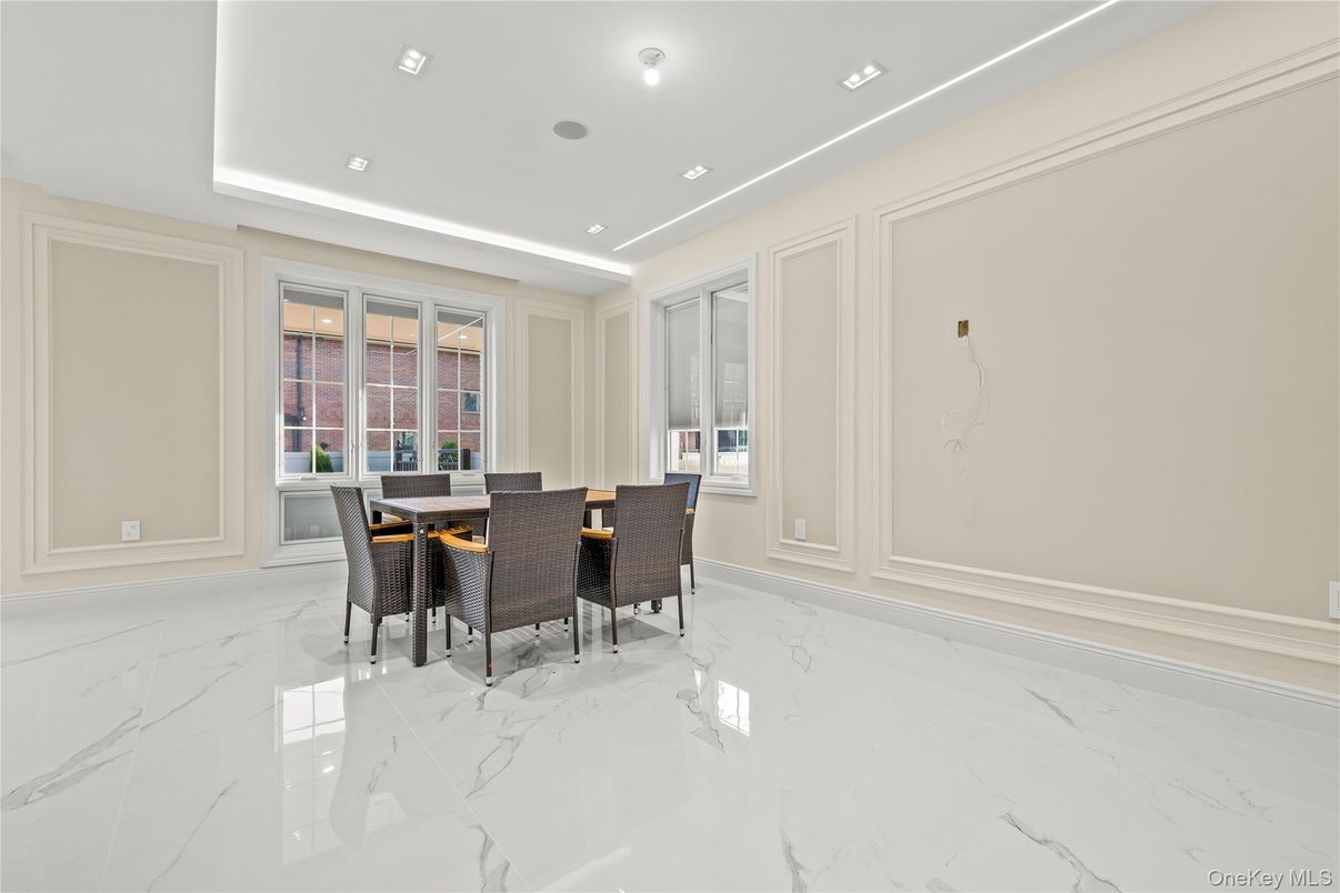 Dining room, Interior, Marble, Recessed Lighting