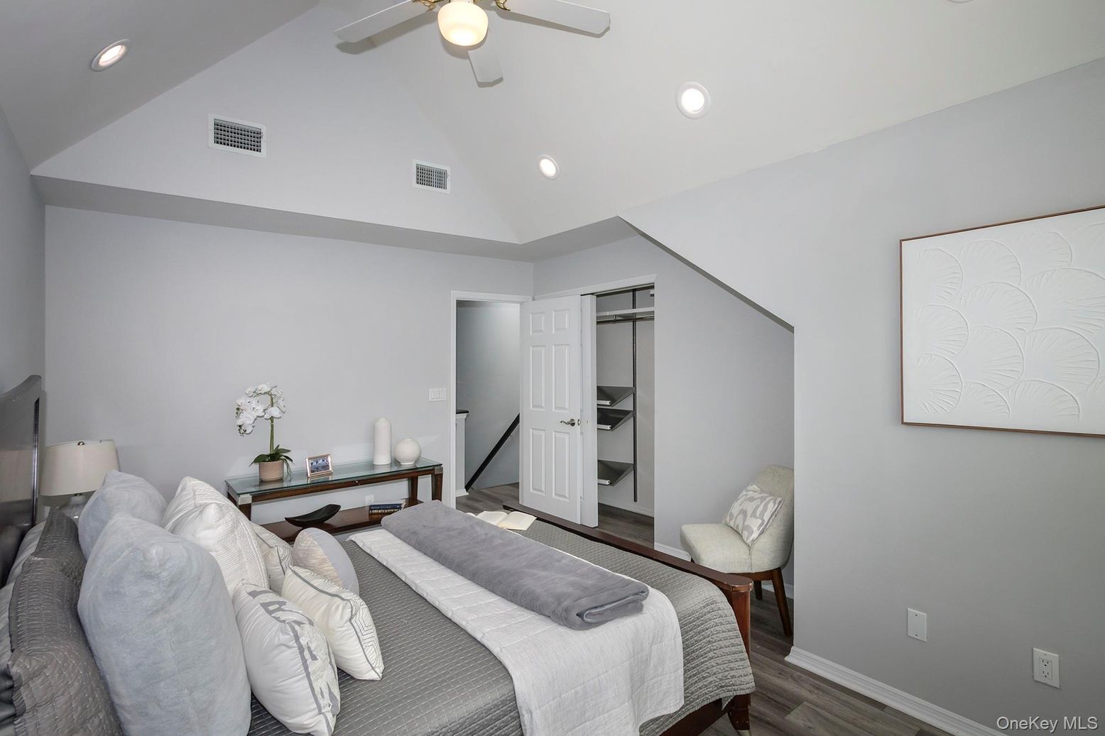 Bedroom, Interior, Recessed Lighting, Wood Texture Flooring