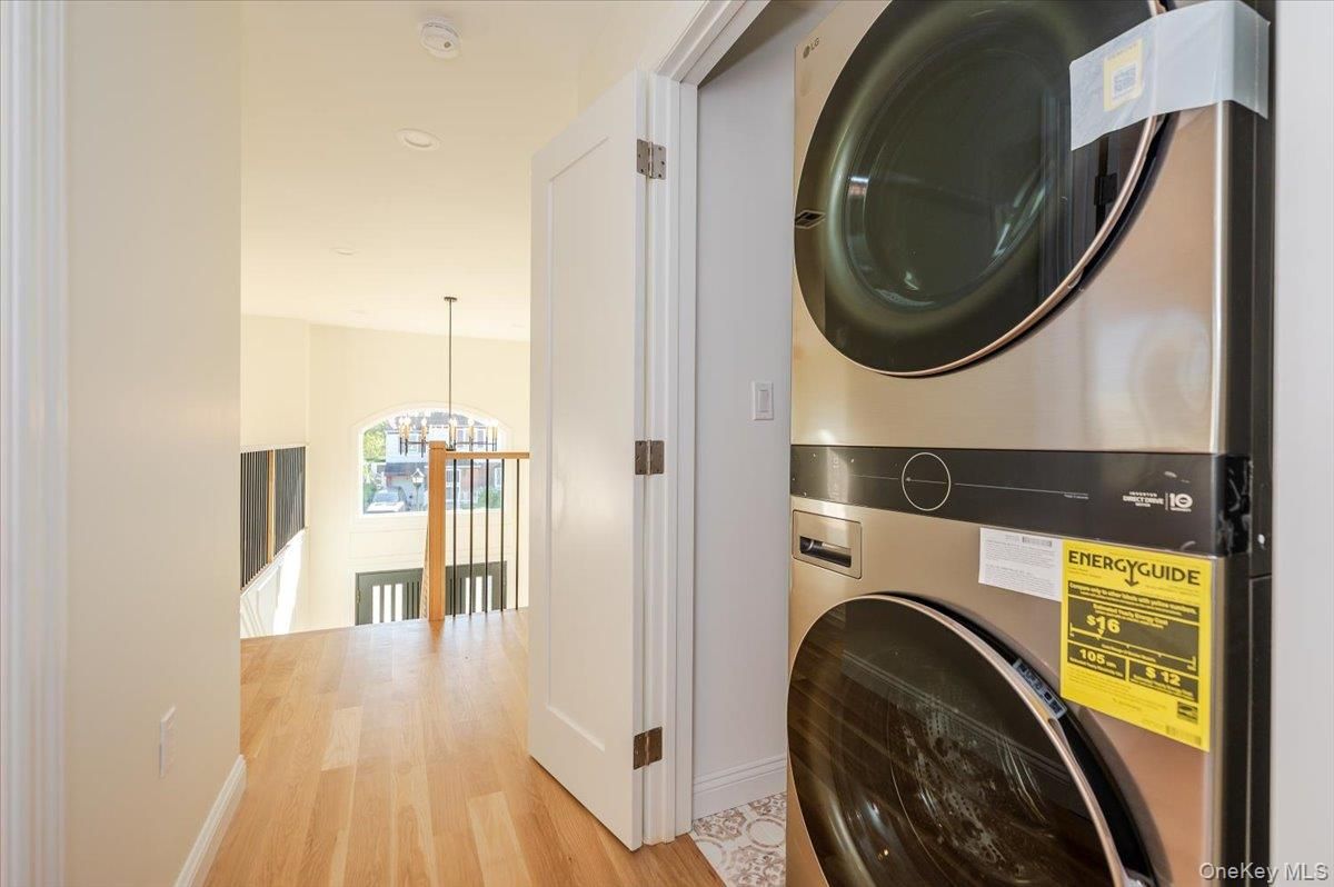 Interior, Pendant Lights, Recessed Lighting, Utility Closets, Washer, Wood Texture Flooring