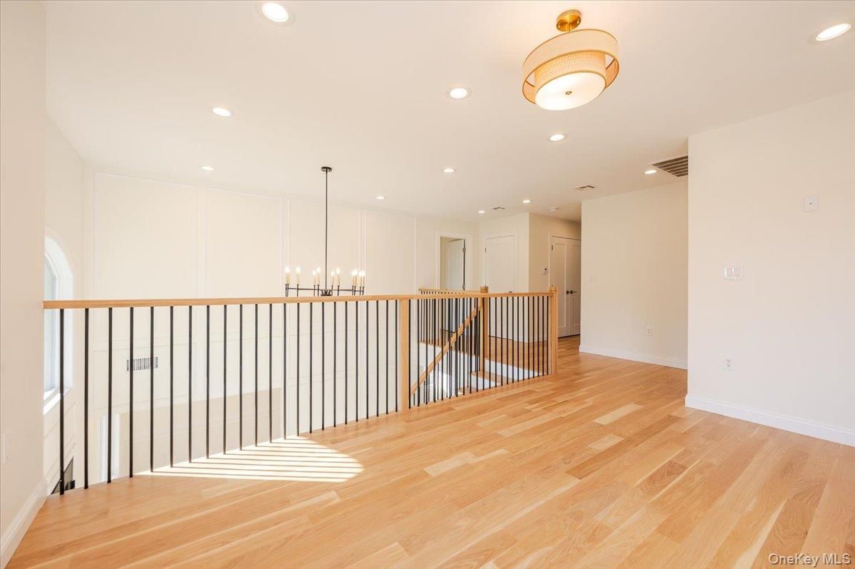 Interior, Pendant Lights, Recessed Lighting, Wood Texture Flooring