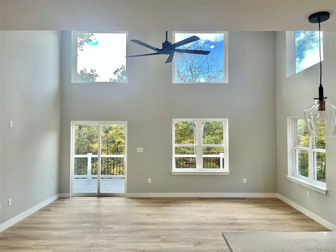 Interior, Pendant Lights, Wood Texture Flooring