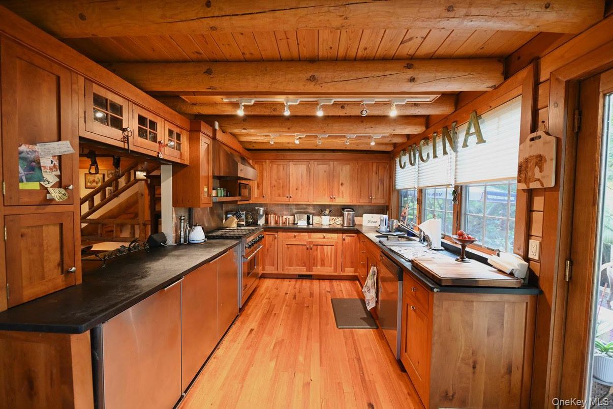 Interior, Kitchen, Stainless Steel Appliances, Wooden Beams, Wooden Ceilings, Wood Texture Flooring