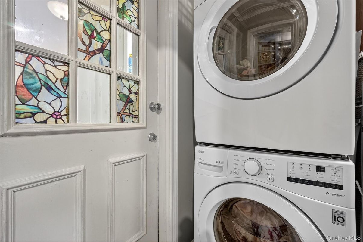 Interior, Utility Closets, Washer