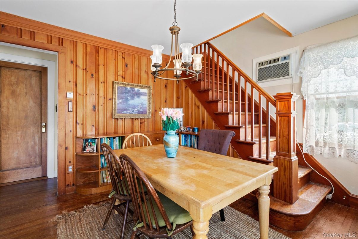 Chandelier, Dining room, Interior, Wood Texture Flooring, Wooden Walls